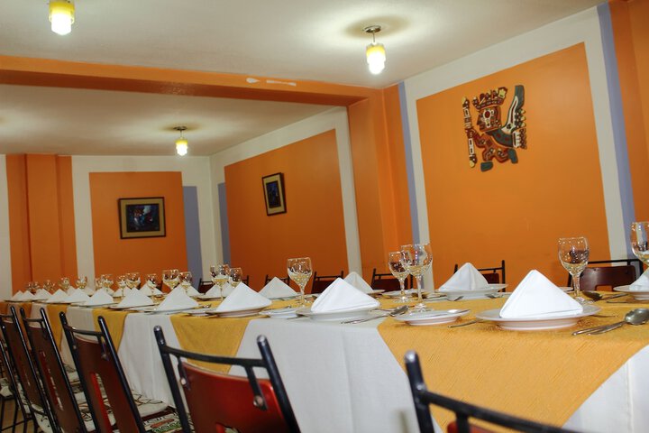 Dining 32 of 45