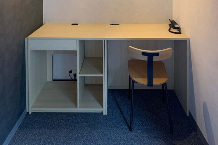 Room 25 of 51
