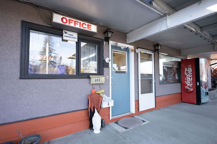 GOLDPAN MOTEL in Quesnel, BC