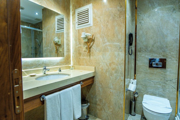Room 20 of 43