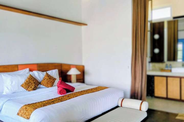 Room 27 of 137