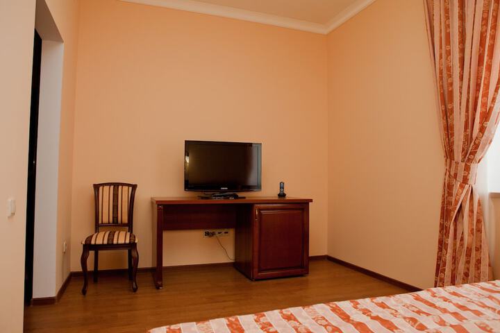 Room 18 of 40
