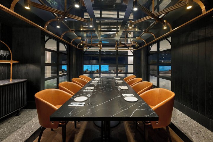 Dining 55 of 72