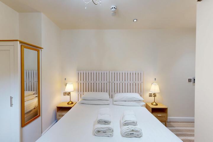 Room 14 of 92