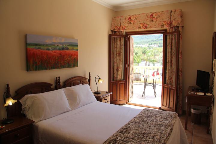 Room 2 of 58