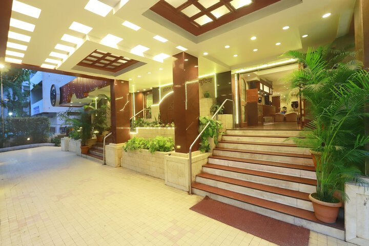 Hotel 65 of 66
