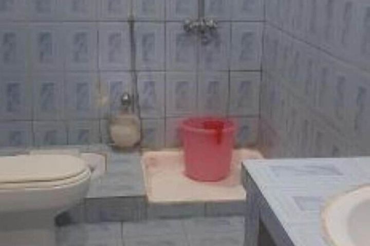 Room 15 of 20
