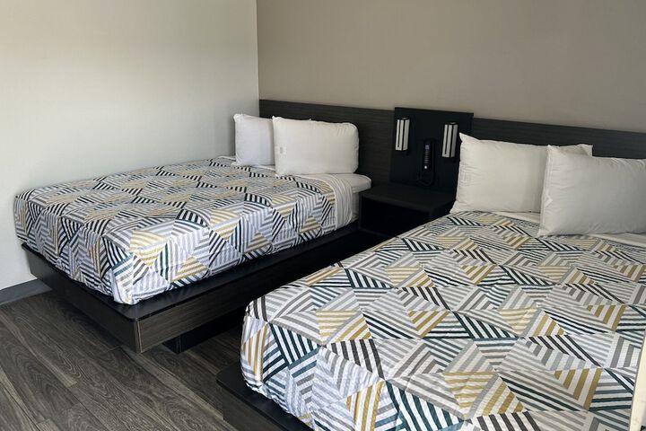 Room 13 of 43