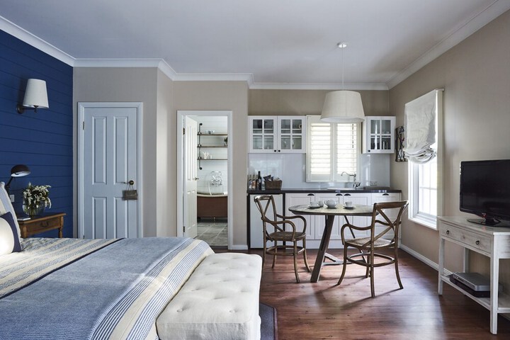Room 12 of 89