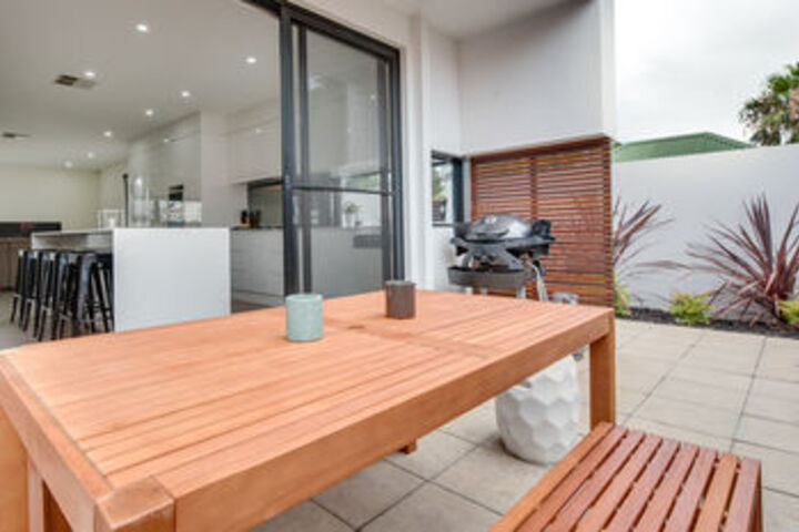 Terrace/Patio 18 of 19