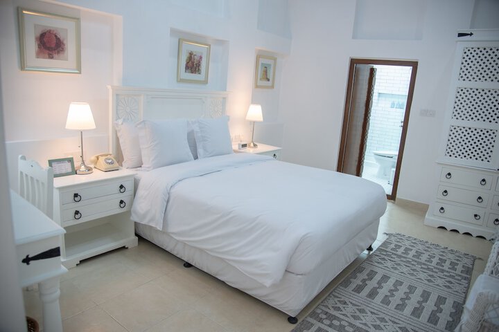 Room 15 of 110