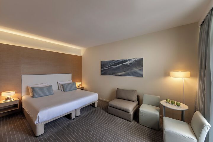 Room 50 of 109