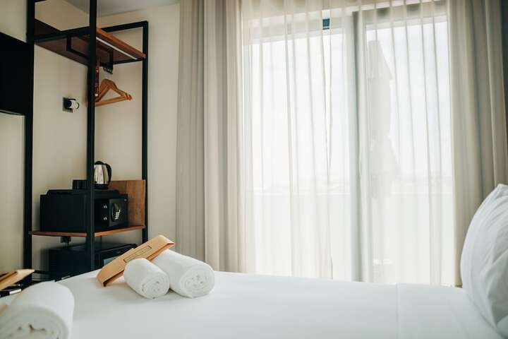 Room 56 of 164