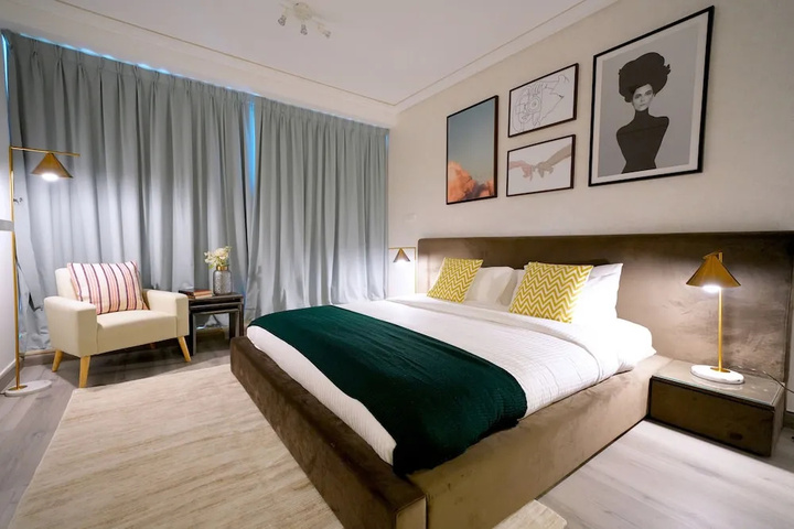 Room 2 of 13