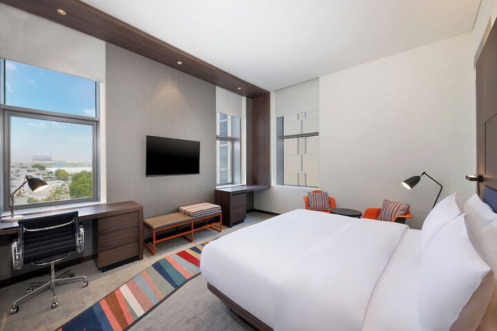 Room 17 of 41