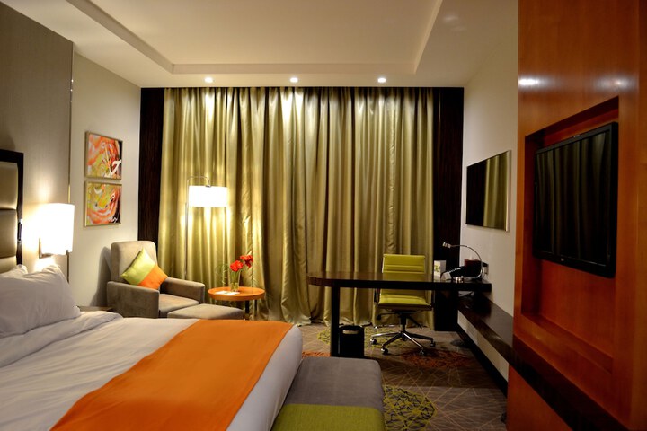 Room 11 of 42