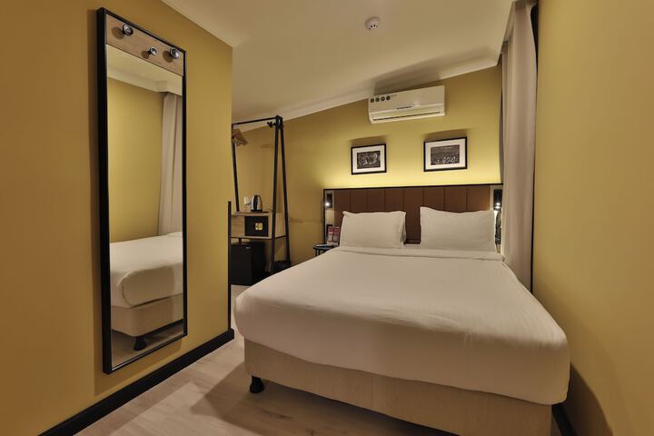 Room 29 of 59