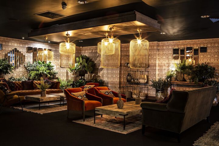 Hotel Lobby
