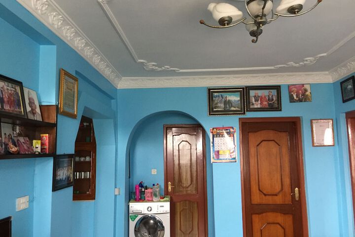 Room 7 of 18