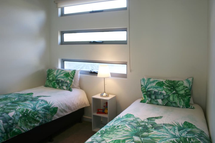 Room 7 of 24