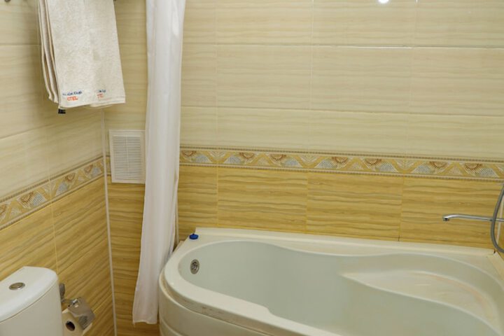 Room 14 of 26