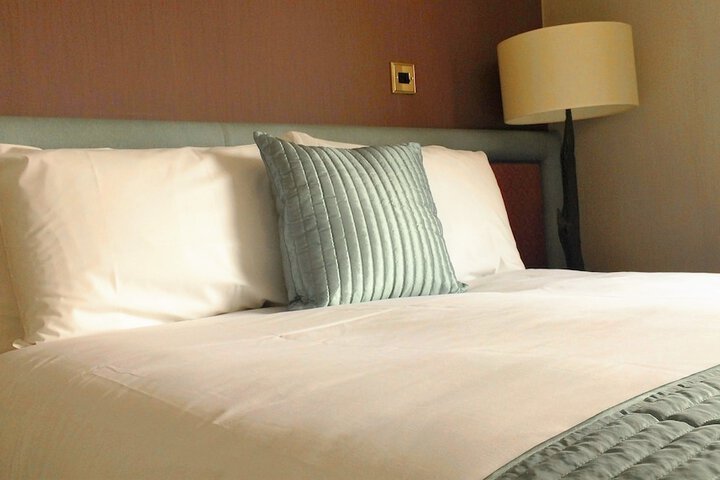 Room 3 of 40