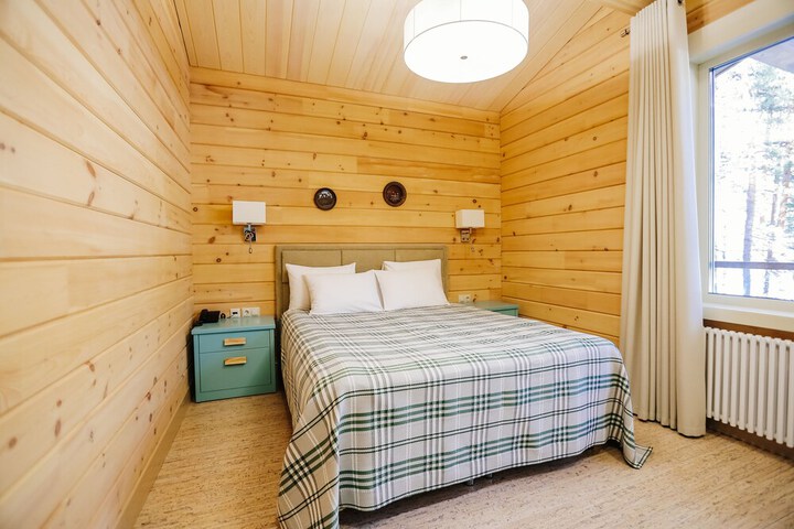 Room 30 of 62