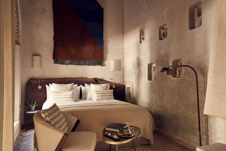 Room 4 of 36