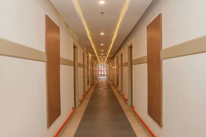 Ballroom/Hall 64 of 70