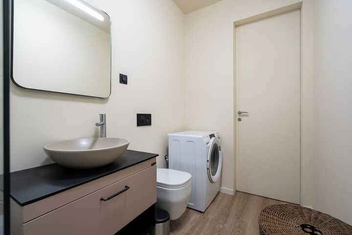 Room 510 of 552