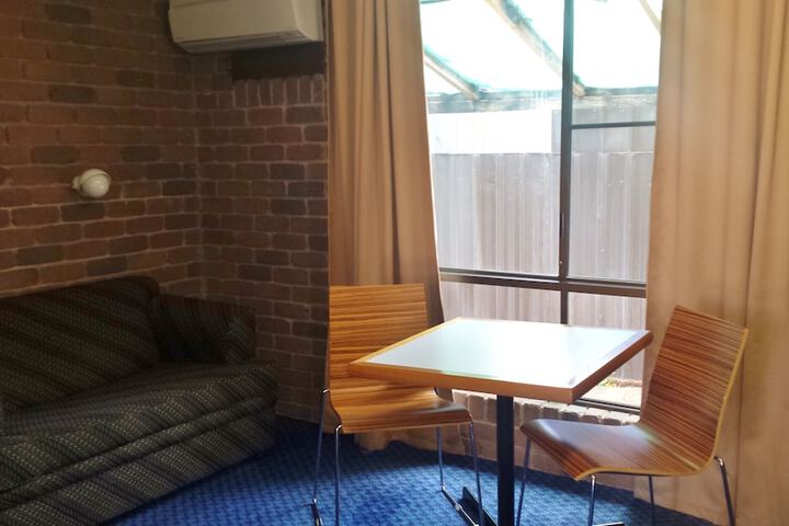 Room 9 of 61
