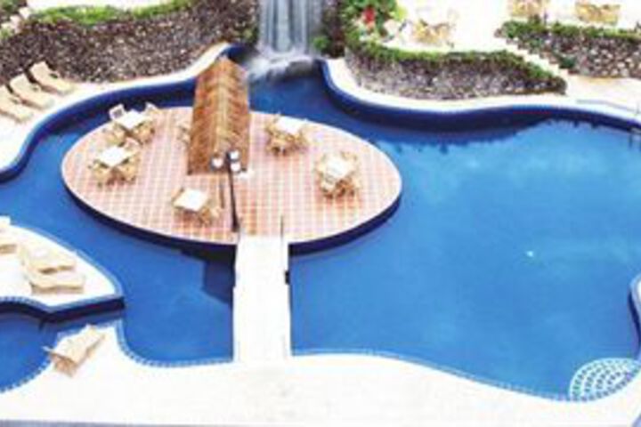 Pool 15 of 16