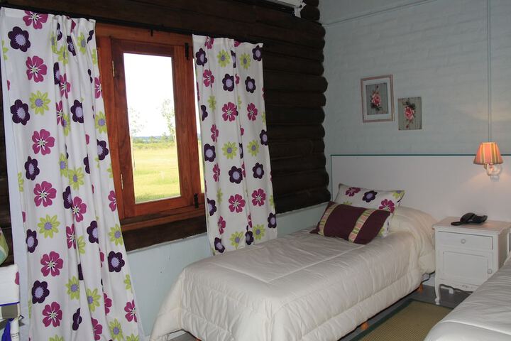Room 8 of 30