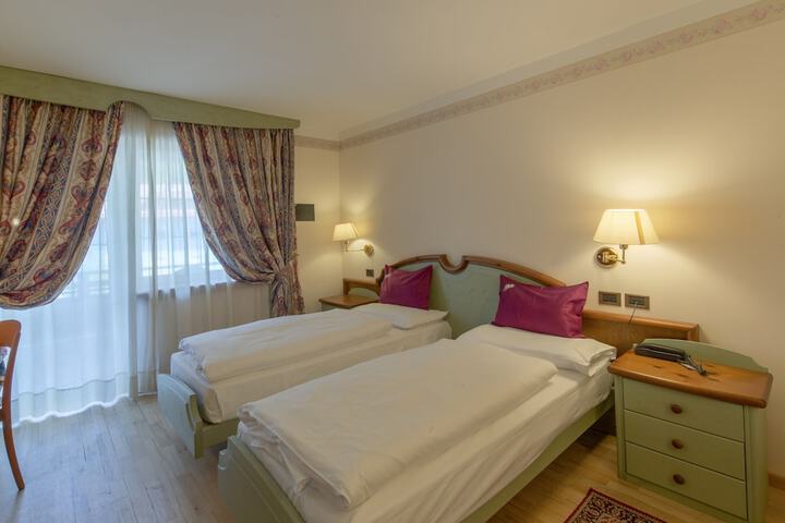 Room 7 of 91