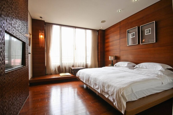 Room 7 of 50
