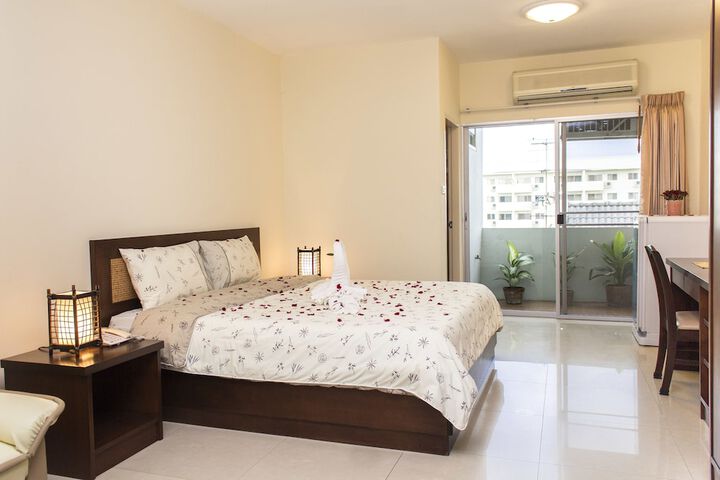 Room 5 of 38
