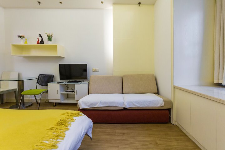 Room 33 of 94