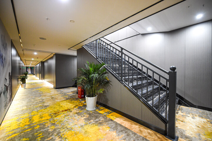 Hotel Interior 8 of 21