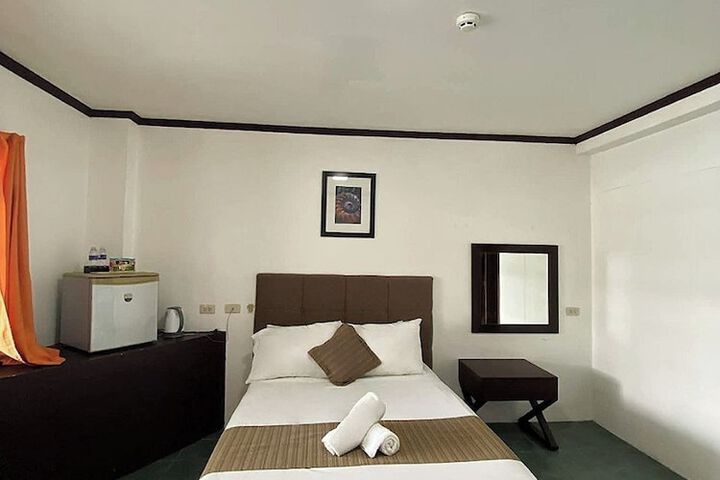 Room 25 of 65