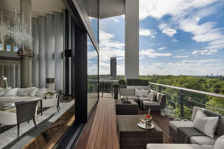 Terrace/Patio 113 of 133