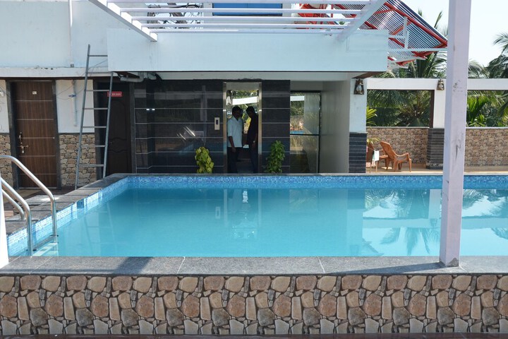 Pool 22 of 49