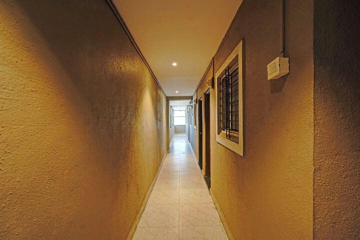 Hotel Interior 3 of 28