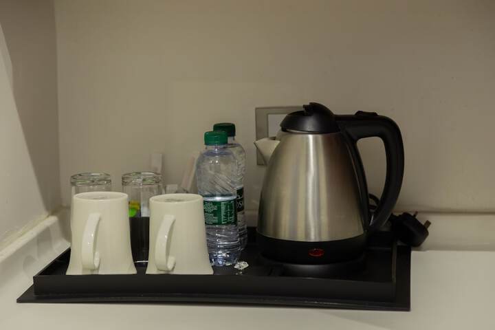 Breakfast/Coffee Service 23 of 40