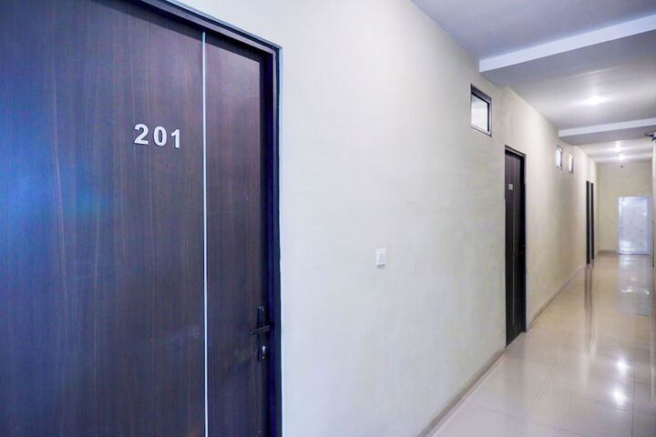 Hotel Interior 4 of 26