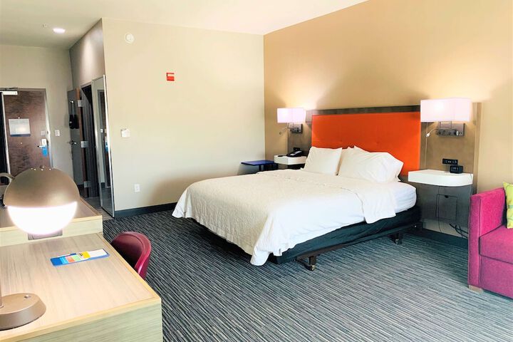 Room 15 of 79