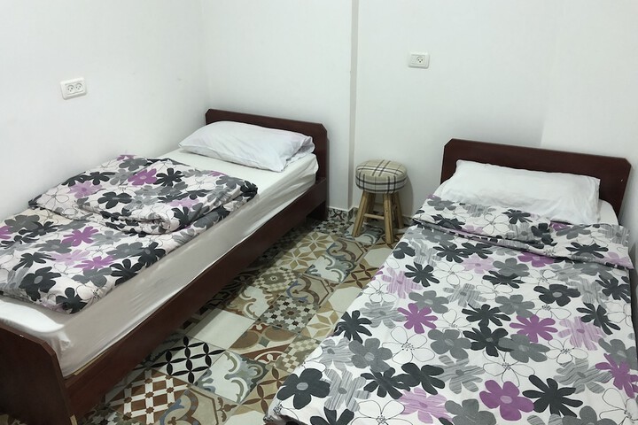 Room 19 of 50