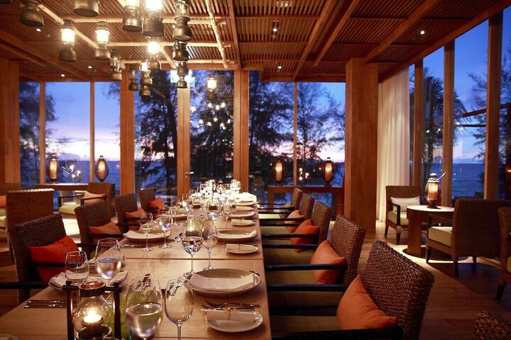 Dining 98 of 183