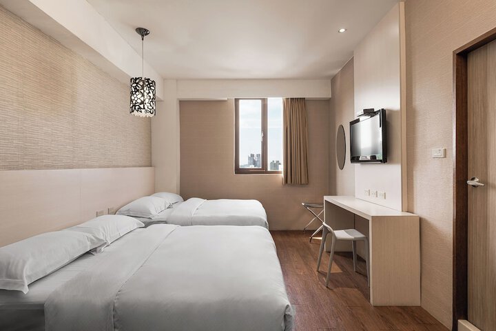 Room 41 of 65