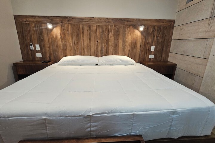 Room 11 of 58