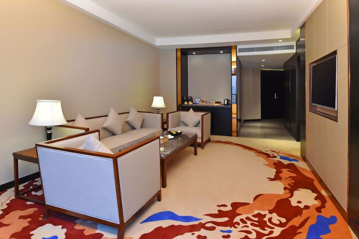 Room 8 of 44